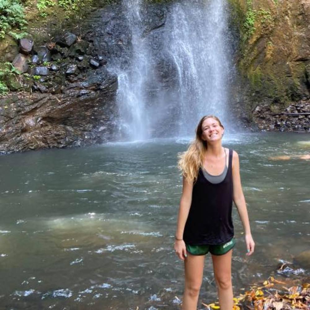 Meet your Posher, Julie